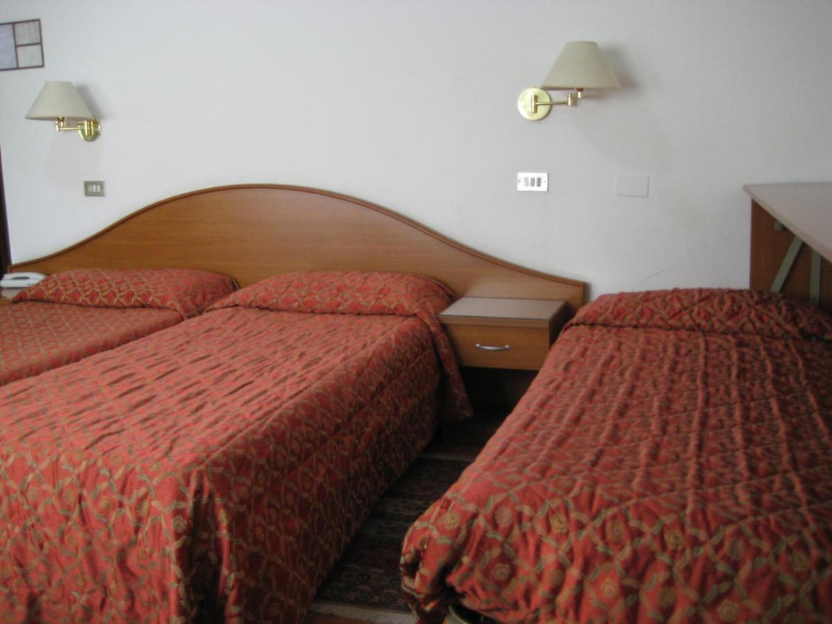 Hotel S.Antonio Padova Luaran gambar